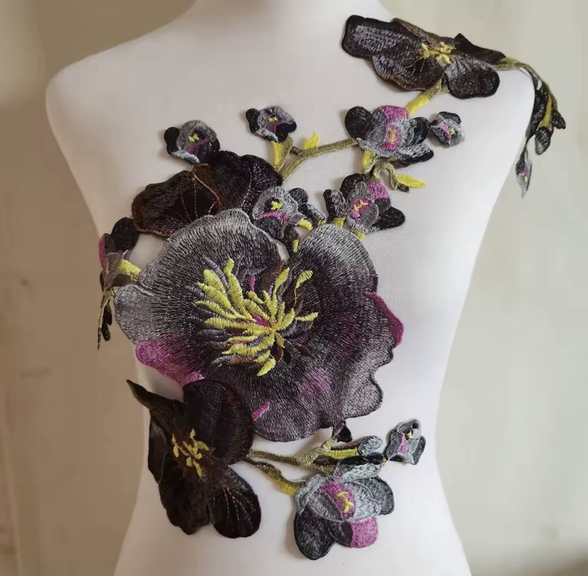 Floral con fondo gris - Imagen 2