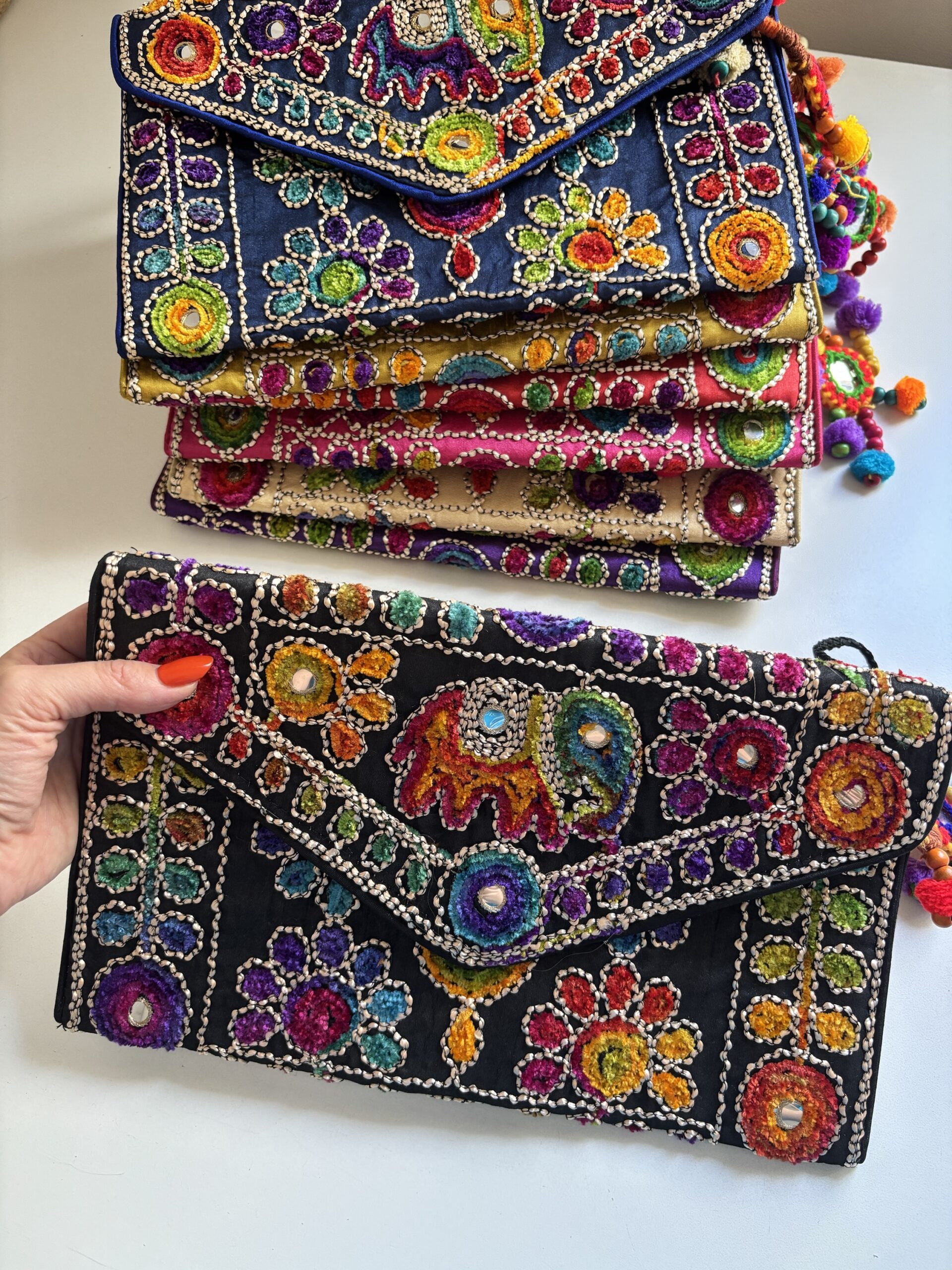 Sobre India Chic negro - Imagen 3