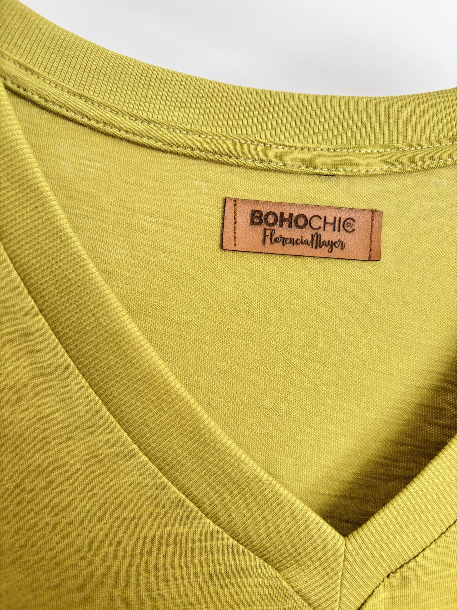 Verde con ojo dorado 🌟 - Imagen 2