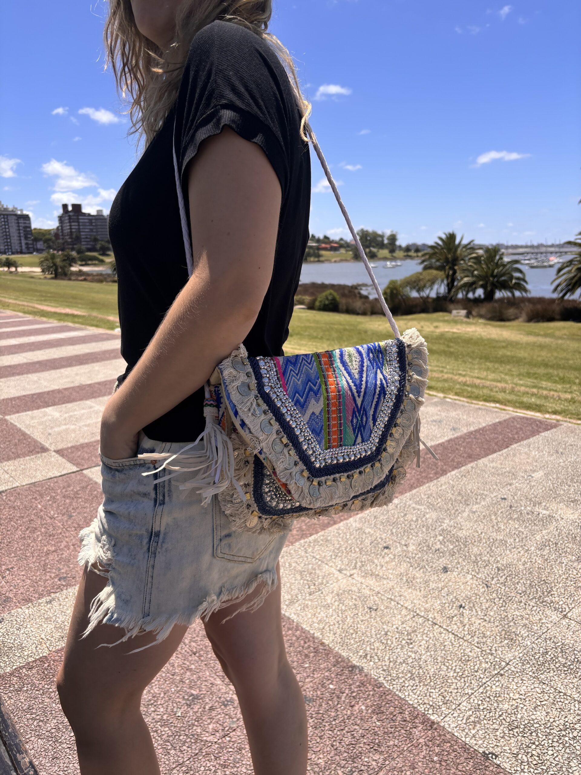 Cartera Boho Blanca 🤍 - Imagen 2