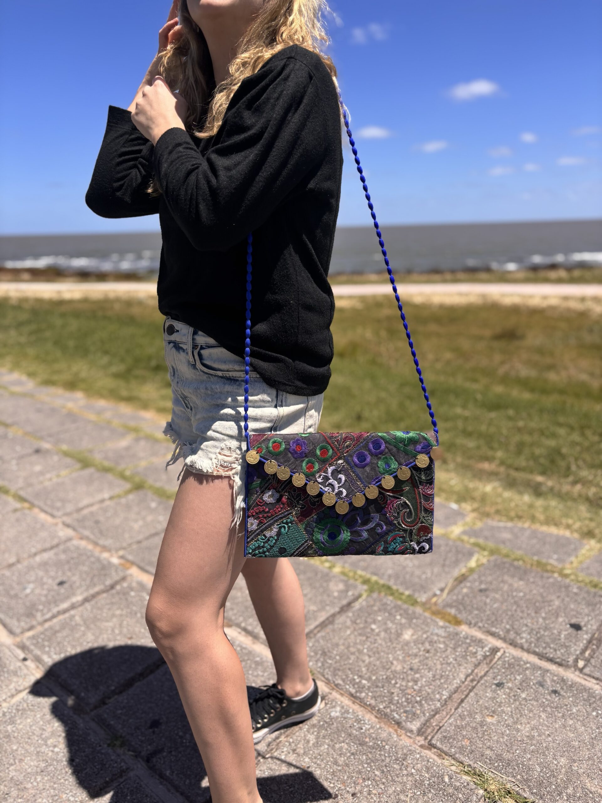 Sobre India con azul y violeta - Imagen 2